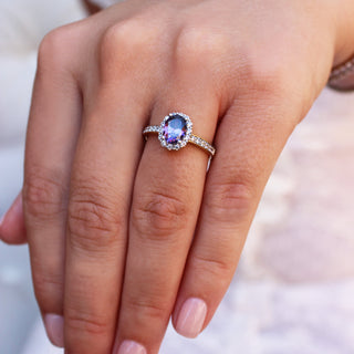 Tru Amethyst Cincature Ring
