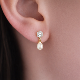 Queen Elizabeth II Pearl Earrings