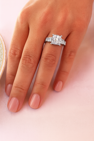 Sunset Boulevard Ring