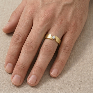 Modern Gents Wedding Band
