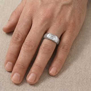 Le Mans Solitaire Ring