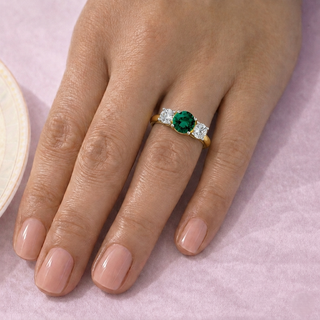 Tru Emerald Trilogy Ring