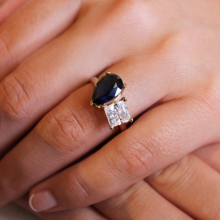 Toi et Moi Tru Sapphire and Princess Cut Ring