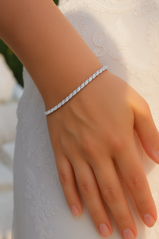 Eve's Vintage Leaf Bracelet